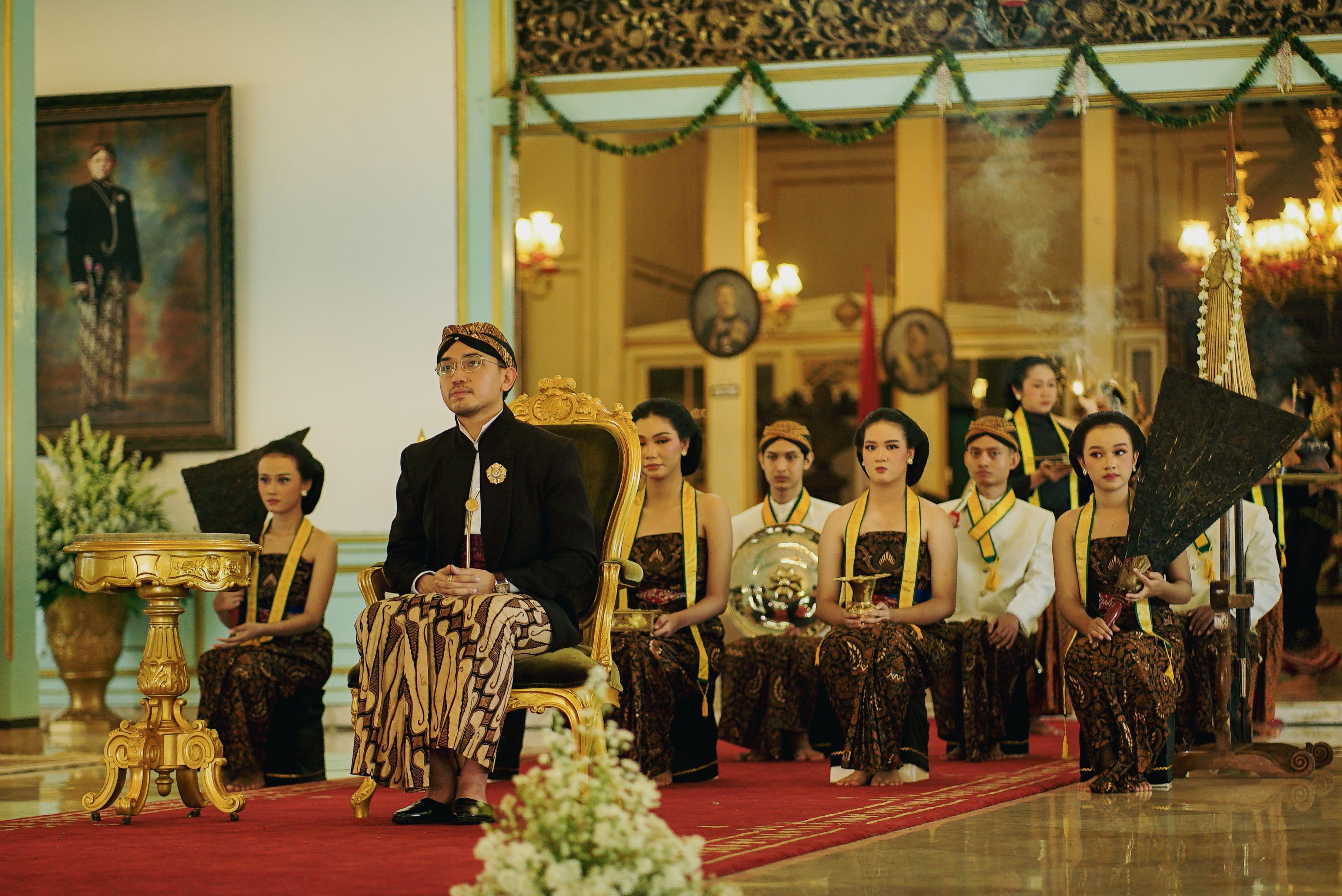 Tingalan Jumenengan K.G.P.A.A. Mangkoenagoro X Kaping 4