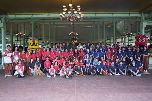 Menyambut Tahun Baru Imlek, Mangkunegaran Bersama Komunitas Tioghoa Menggelar Kegiatan Bersih-Bersih