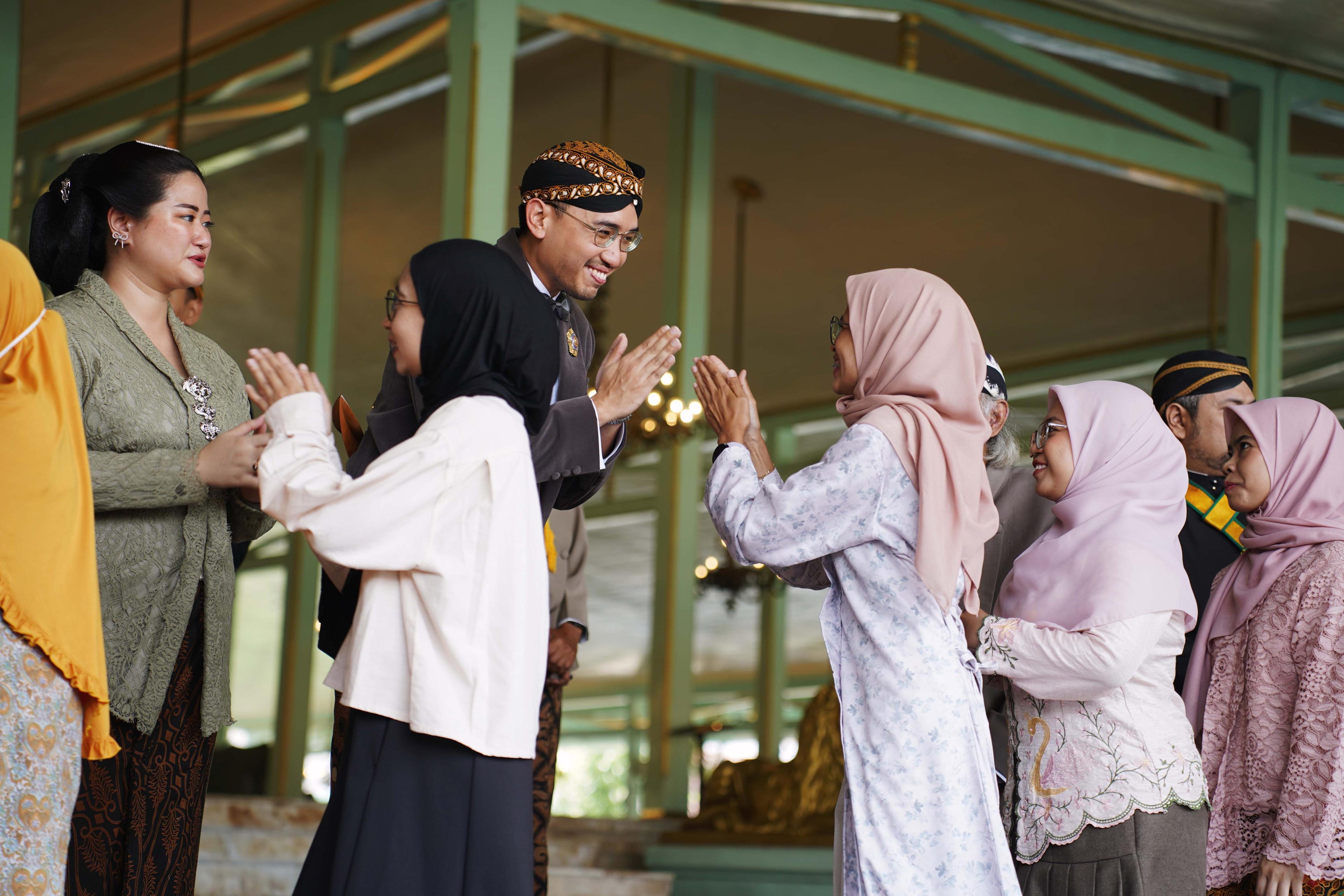 Bagikan 4.000 Ketupat, Mangkunegaran Gelar Halal Bihalal Syawal 1447 H